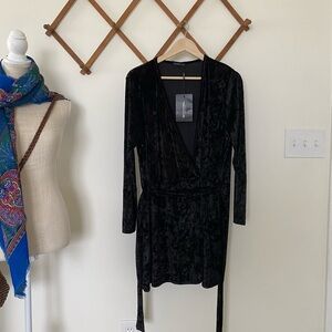 PrettyLittleThing | NWT Velvet Wrap Dress